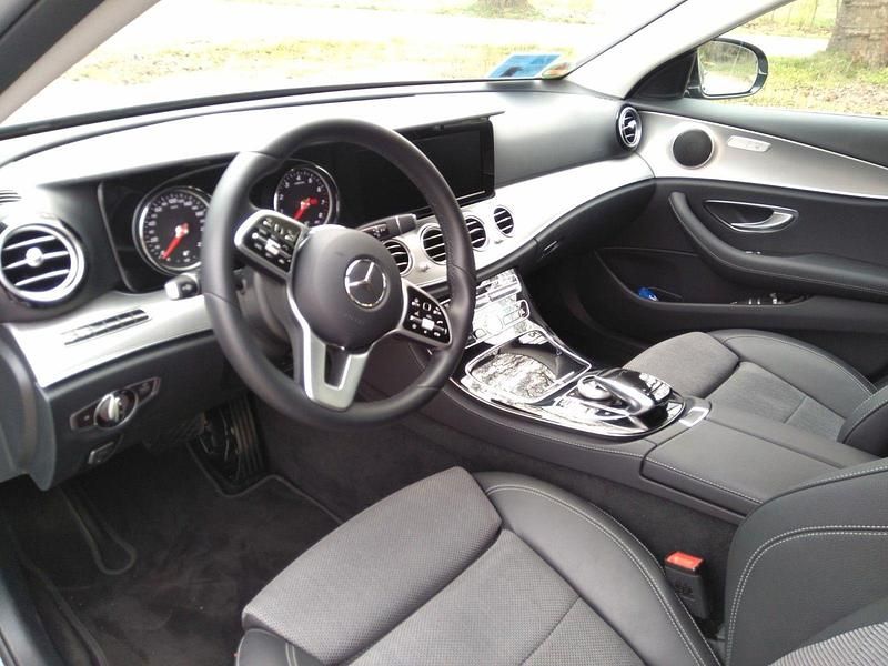 Gebraucht Mercedes E200 184 PS (135 kW) 2018 Grau Kombi