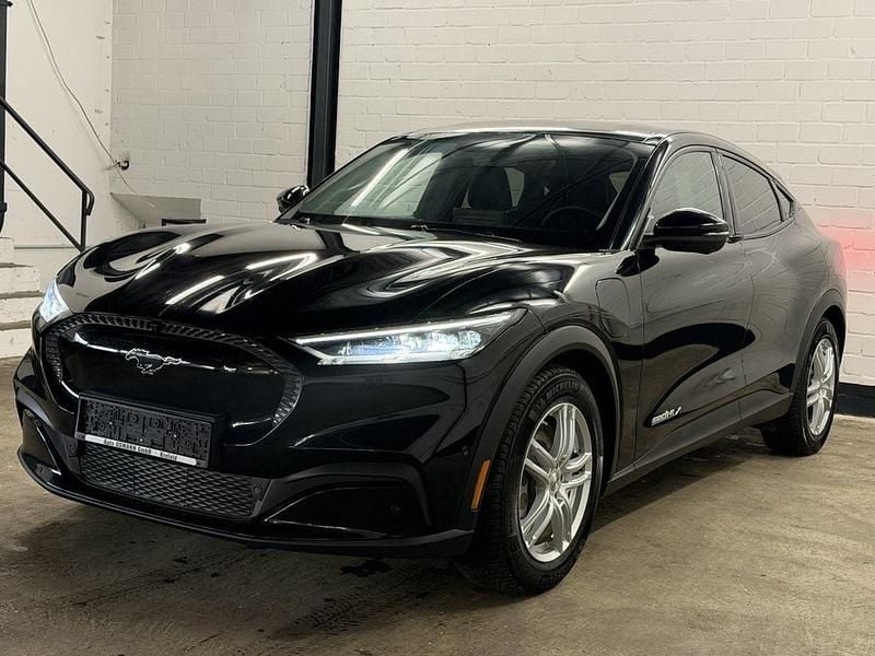 Gebraucht Ford Mustang Mach-E Premium 216 kW (294 PS) 2022 Schwarz SUV