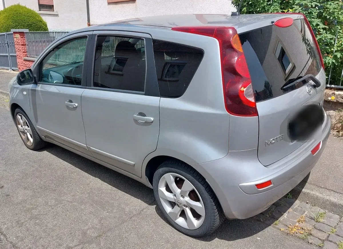 Gebraucht Nissan Note 88 PS (64 kW) 2009 Grau Kleinwagen