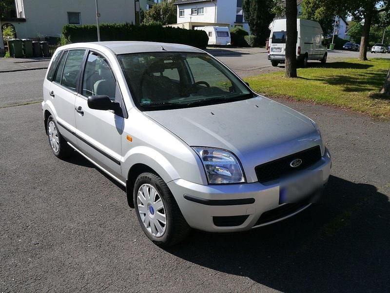 Gebraucht Ford Fusion 80 PS (58 kW) 2005 Silber Kleinwagen