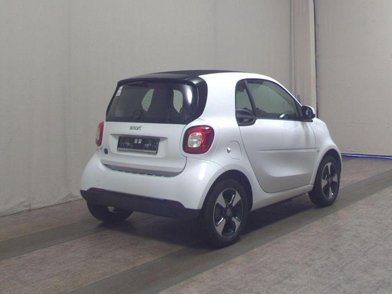 Gebraucht Smart ForTwo Coupé Passion 60 kW (82 PS) 2022 Tridion sicherheitszelle weiss Kleinwagen