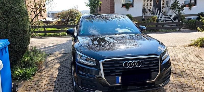 Gebraucht Audi Q2 85 PS (62 kW) 2019 Schwarz SUV