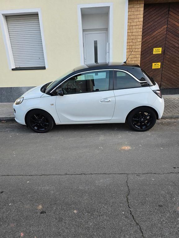 Gebraucht Opel Adam 69 PS (50 kW) 2013 Weiß Kleinwagen