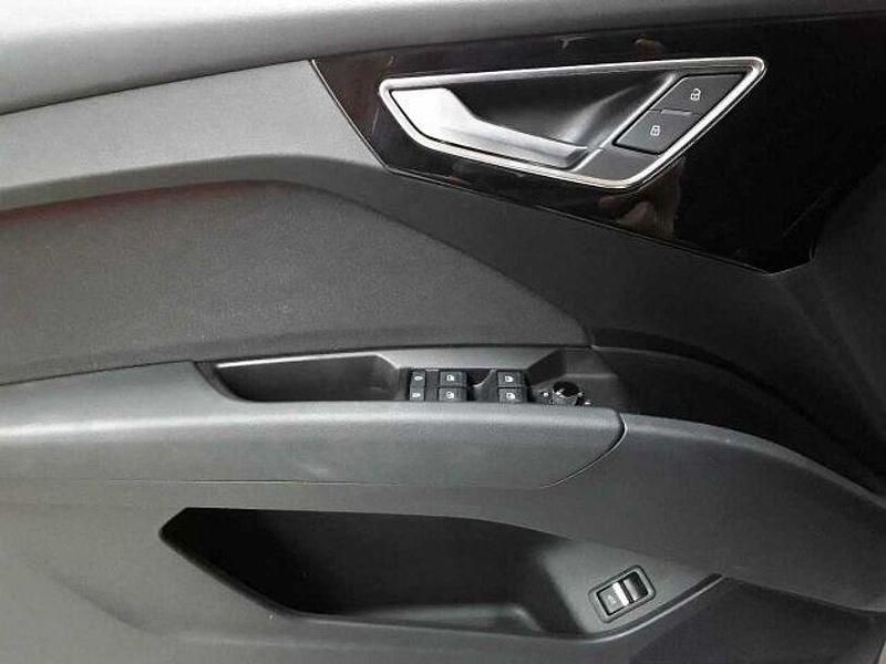 Gebraucht Audi Q4 e-tron Ambiente 11 kW (15 PS) 2022 Andere SUV