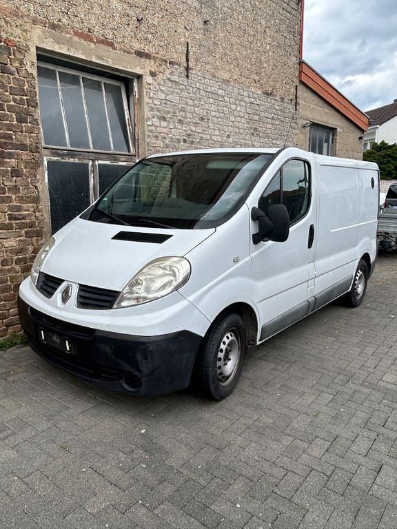Weiß Gebraucht 2010 Renault Trafic Van | 4.000 € (Guter Preis) - Bild 1/4
