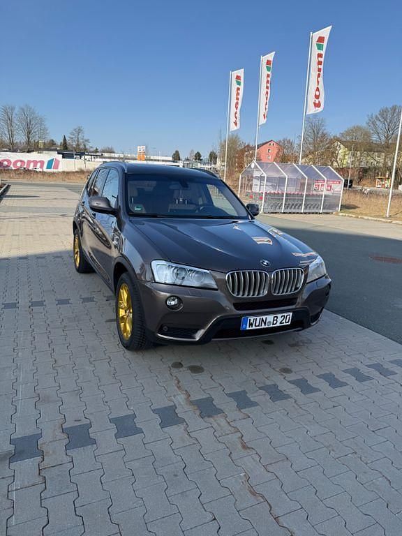 Gebraucht BMW X3 258 PS (189 kW) 2011 Braun SUV