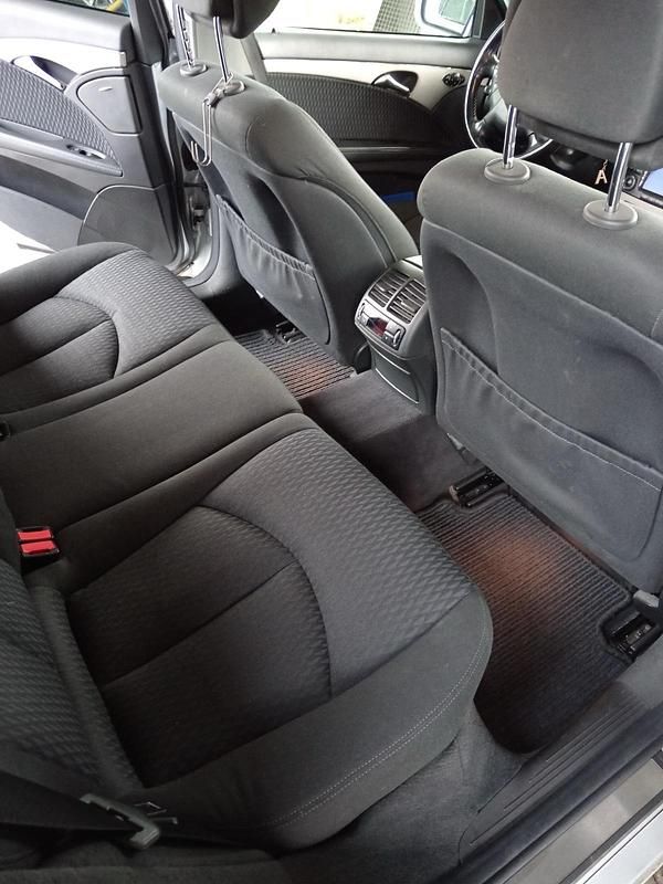 Gebraucht Mercedes E280 190 PS (139 kW) 2005 Grau Kombi