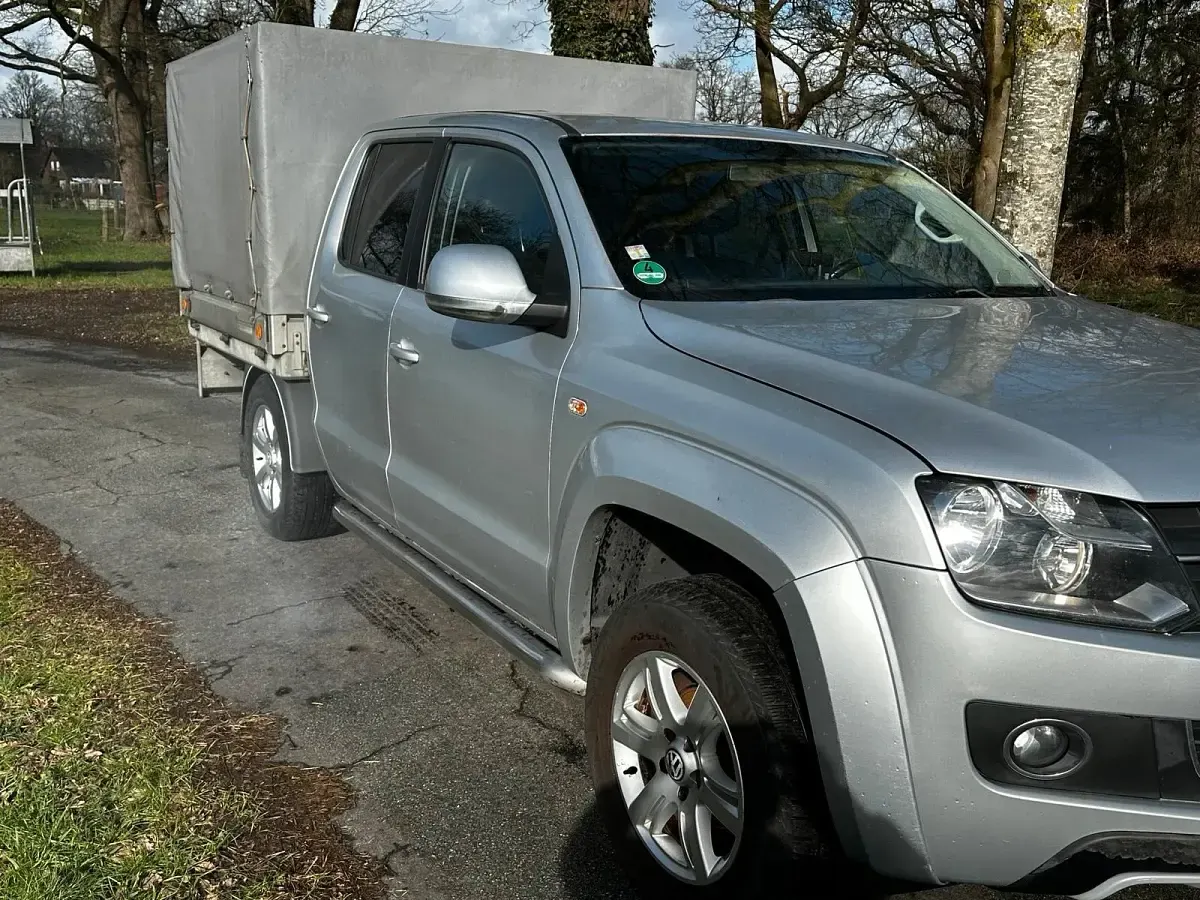 Gebraucht VW Amarok 193 PS (141 kW) 2010 Silber Pickup