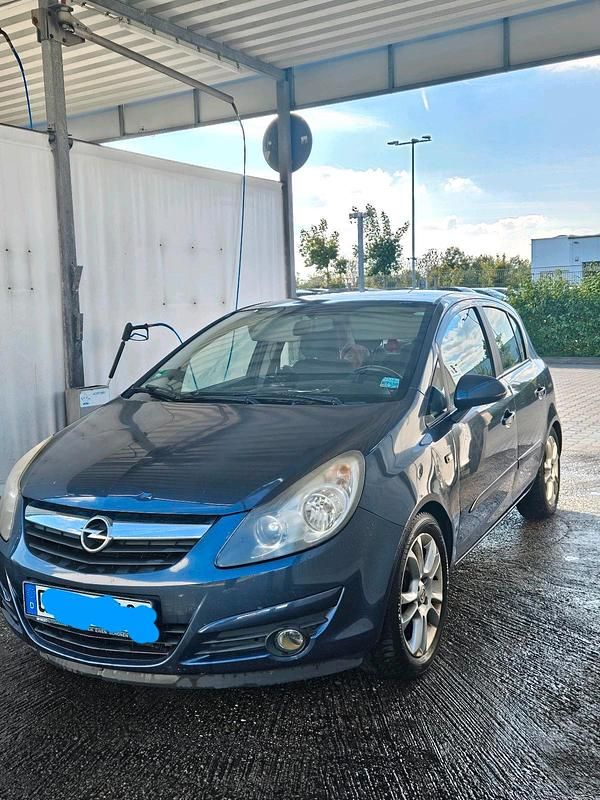 Blau Gebraucht 2007 Opel Corsa Kombi | 2.000 € (Fairer Preis) - Bild 1/4