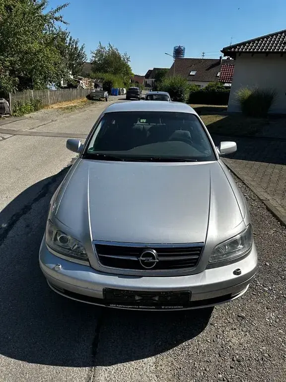 Gebraucht Opel Omega Elegance 179 PS (131 kW) 2001 Silber Limousine