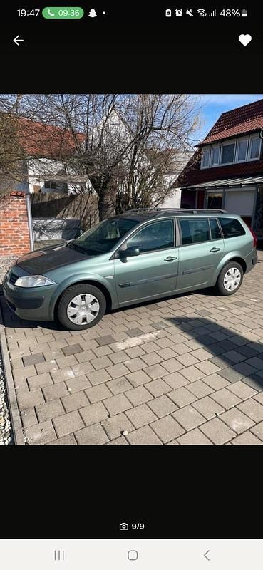 Grün Gebraucht 2003 Renault Mégane GrandTour Kombi | 1.100 € (Fairer Preis) - Bild 1/4