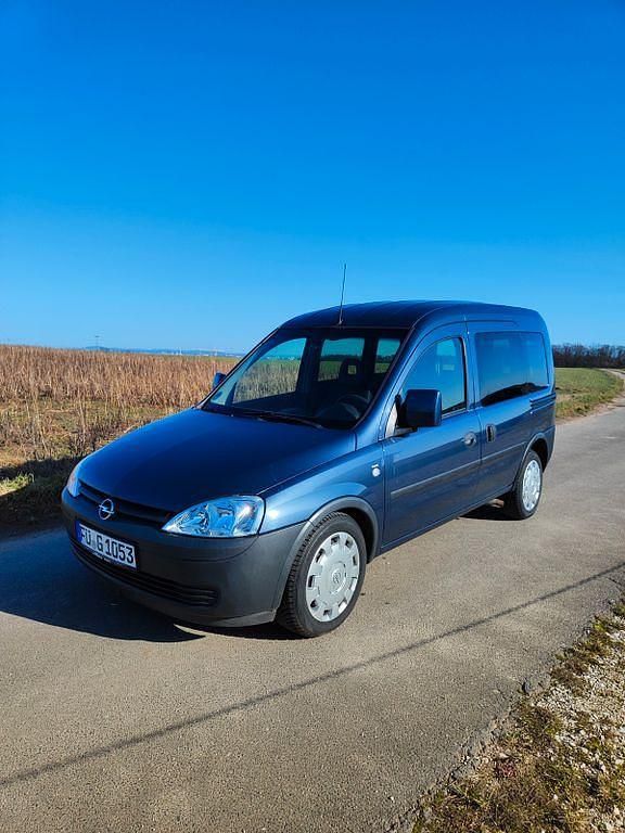 Gebraucht Opel Combo 90 PS (66 kW) 2010 Blau Van / Kleinbus