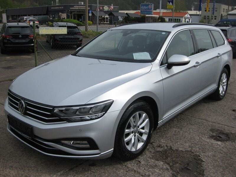Reflexsilber metallic (metallic) Gebraucht 2020 VW Passat Business Kombi | 19.990 € (Guter Preis) - Bild 1/4