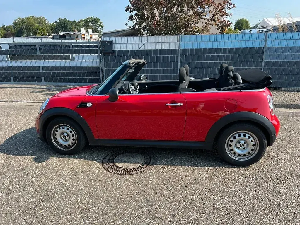 Gebraucht Mini One Cabriolet Pepper 98 PS (72 kW) 2015 Rot Cabrio