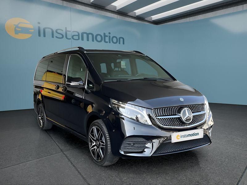 Gebraucht Mercedes V300 237 PS (174 kW) 2024 Schwarz Van / Kleinbus