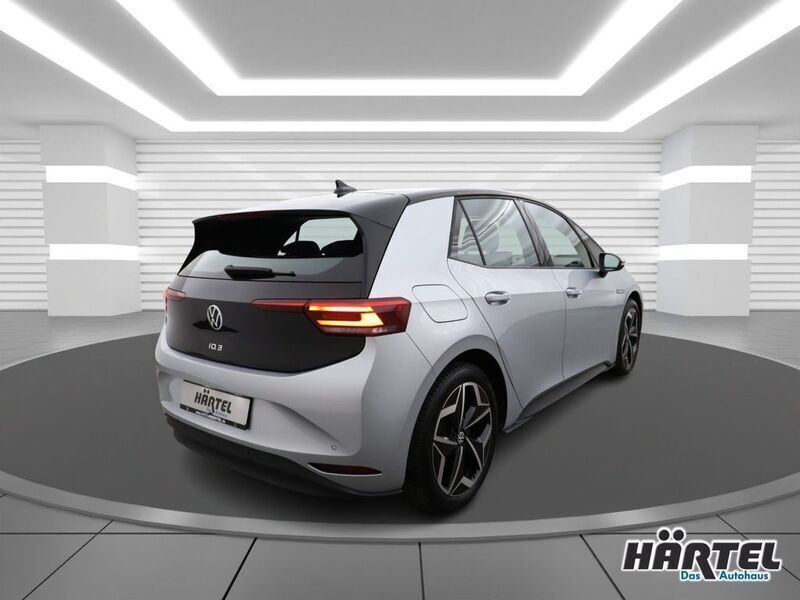 Gebraucht VW ID.3 Pro Performance 150 kW (204 PS) 2021 Scale silver (silber) Kleinwagen