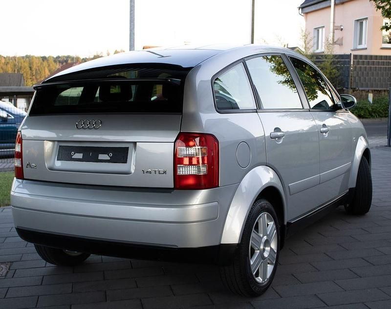 Gebraucht Audi A2 75 PS (55 kW) 2005 Silber Kleinwagen