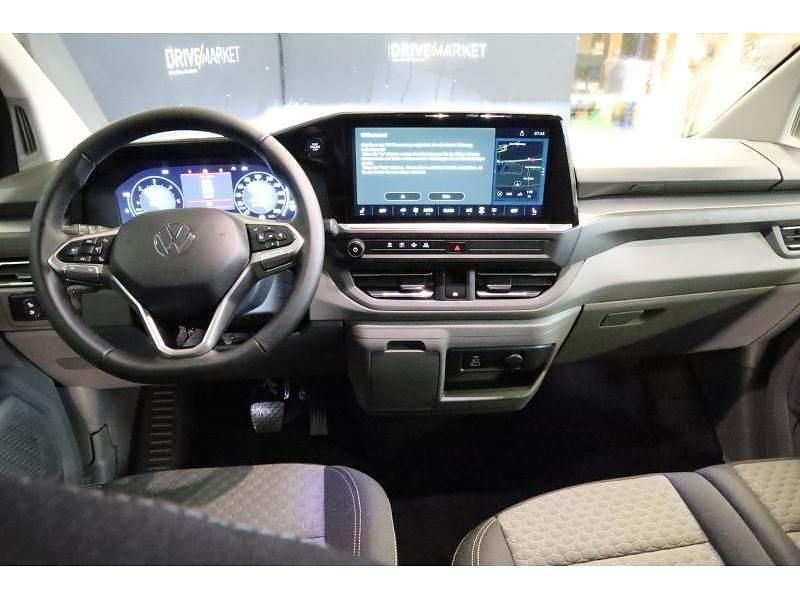 Neu VW T7 Style 150 PS (110 kW) 2026 Grau Van