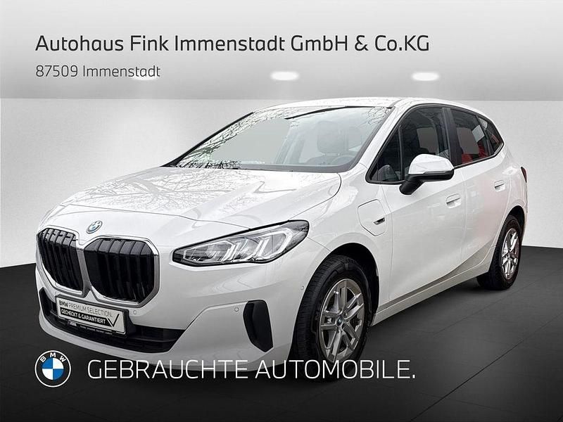 Alpinweiss iii Gebraucht 2022 BMW 225 Van / Kleinbus | 28.990 € (Fairer Preis) - Bild 1/4