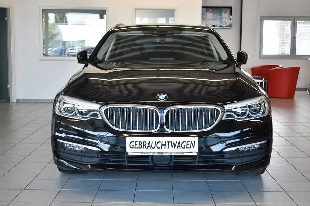 Gebraucht BMW 530 265 PS (194 kW) 2018 Schwarz Kombi