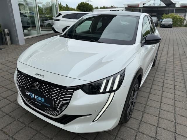 Weiß Gebraucht 2021 Peugeot e-208 GT Kleinwagen | 19.490 € (Fairer Preis) - Bild 1/4