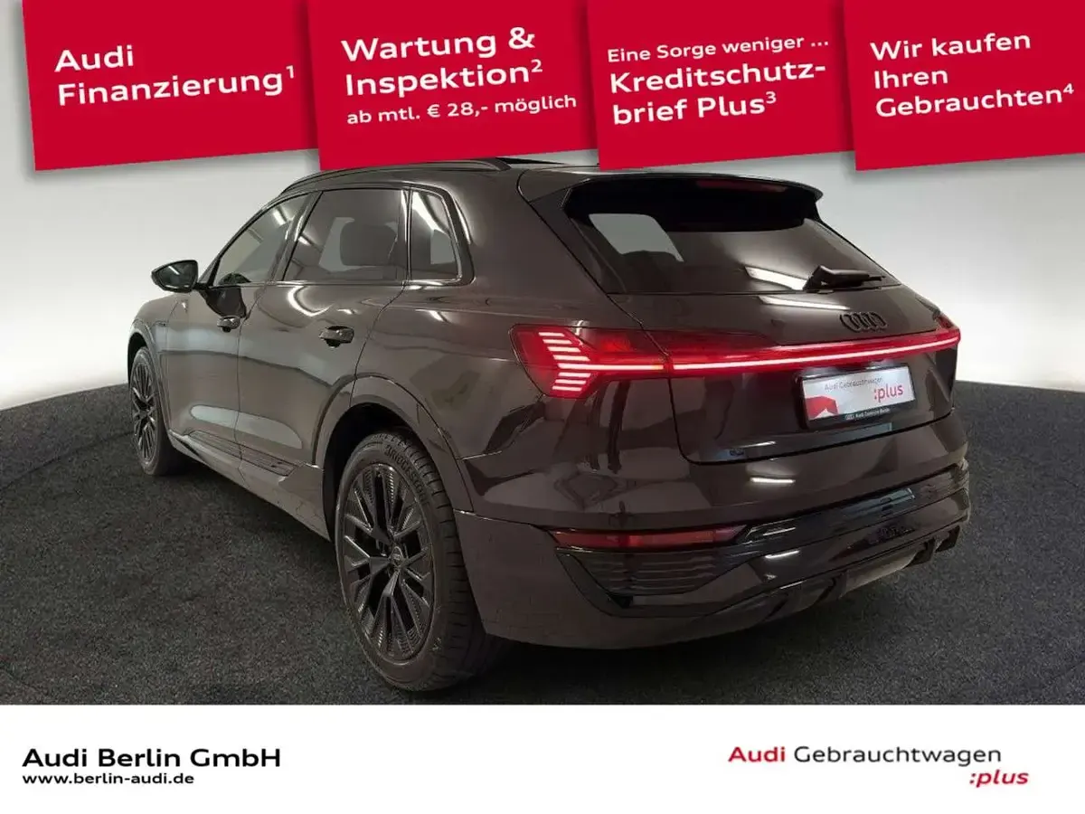 Gebraucht Audi Q8 e-tron S-Line 300 kW (408 PS) 2023 Madeirabraun metallic SUV