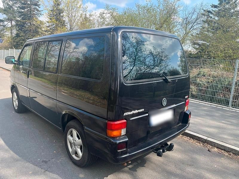 Second-hand VW T4 151 CP (111 kW) 2003 Negru Van
