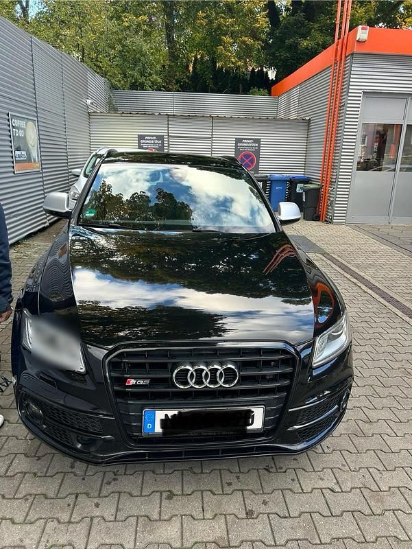 Schwarz Gebraucht 2015 Audi SQ5 S-Line SUV | 27.900 € (Fairer Preis) - Bild 1/4