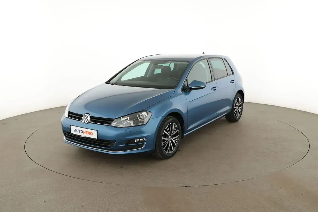 Gebraucht VW Golf VII Allstar 2016 Limousine
