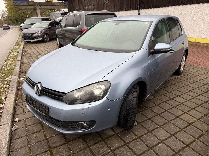 Gebraucht VW Golf VI Team 80 PS (58 kW) 2010 Blau Kleinwagen