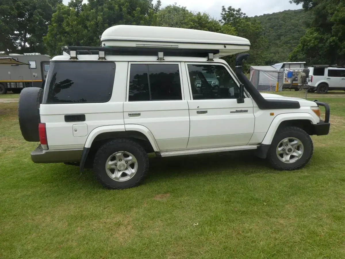 Gebraucht Toyota Land Cruiser 131 PS (96 kW) 2008 Weiß SUV
