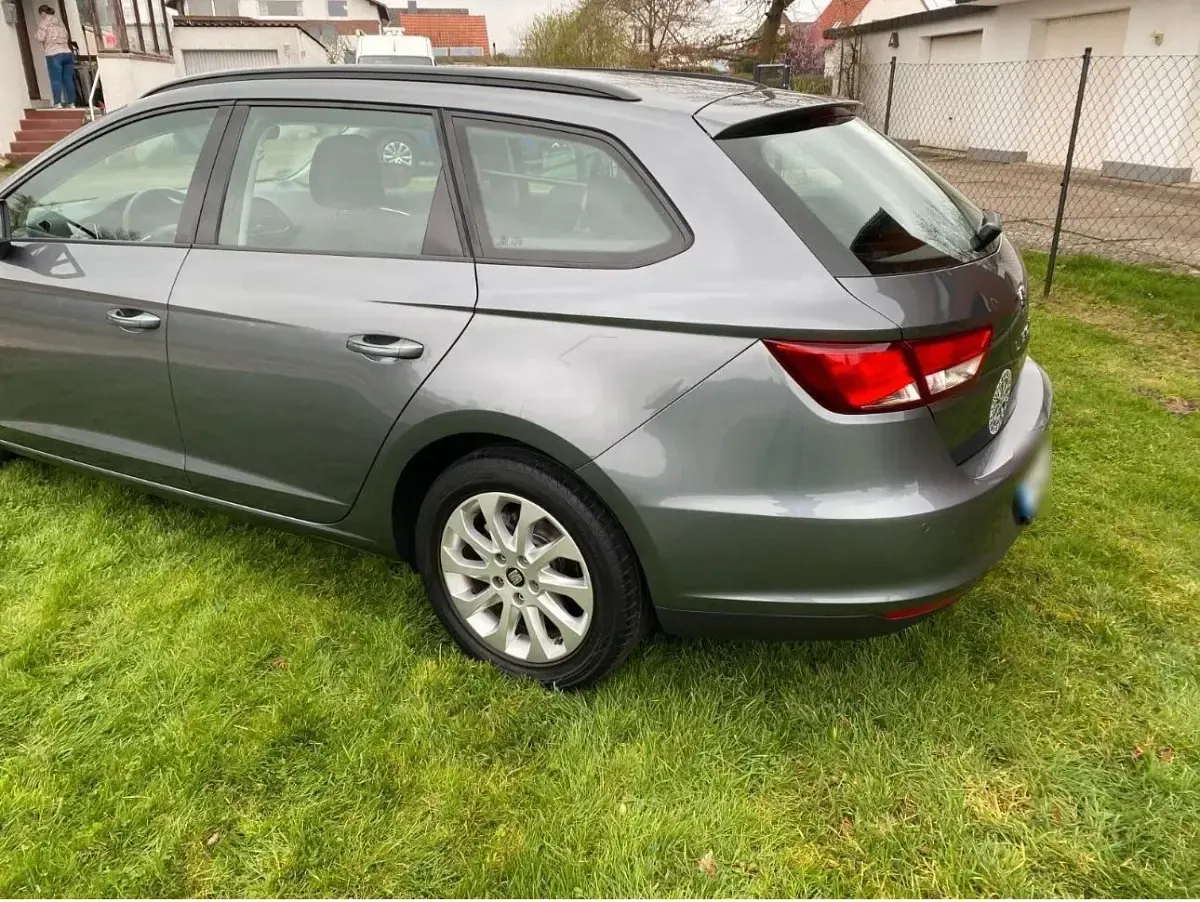 Gebraucht Seat Leon ST 150 PS (110 kW) 2016 Grau Kombi