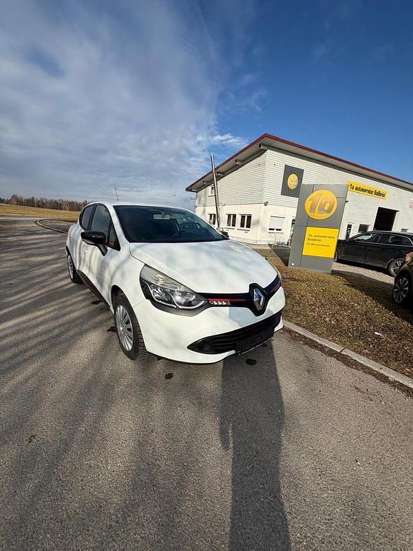 Gebraucht Renault Clio IV Expression 73 PS (53 kW) 2013 Weiß Kleinwagen
