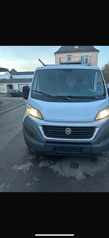 Weiß Gebraucht 2015 Fiat Ducato Van | 9.000 € - Bild 1/4