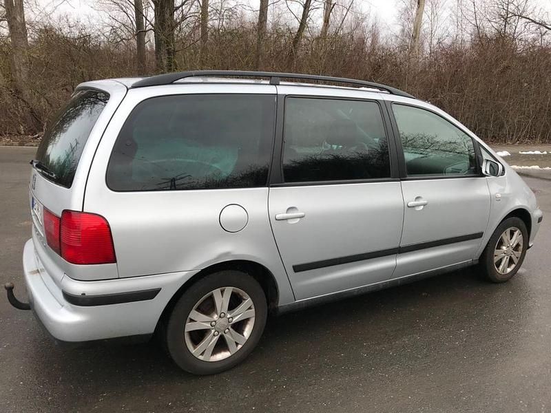 Gebraucht Seat Alhambra 116 PS (85 kW) 2008 Silber Van / Kleinbus