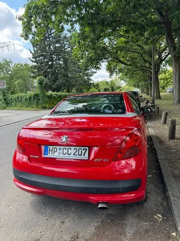 Gebraucht Peugeot 207 CC 120 PS (88 kW) 2008 Rot Cabrio