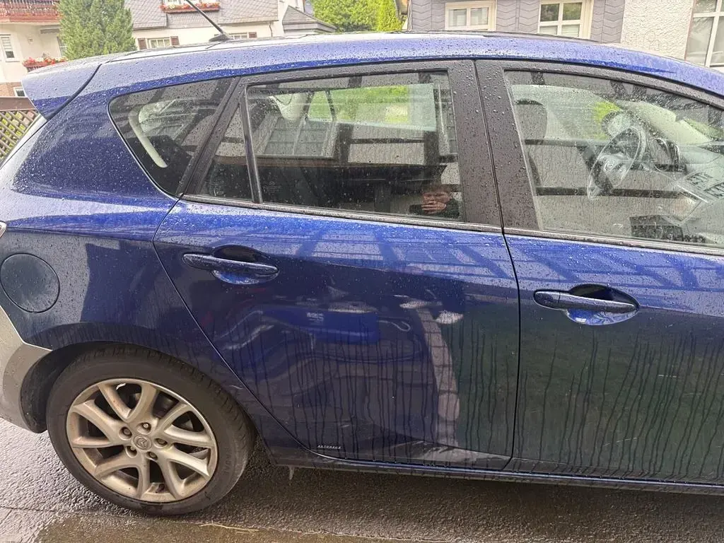 Gebraucht Mazda 3 Edition 105 PS (77 kW) 2012 Blau Limousine