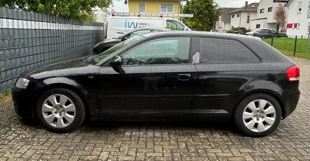 Gebraucht Audi A3 105 PS (77 kW) 2007 Schwarz Kleinwagen