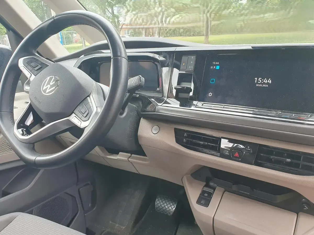 Gebraucht VW Multivan 150 PS (110 kW) 2023 Van / Kleinbus