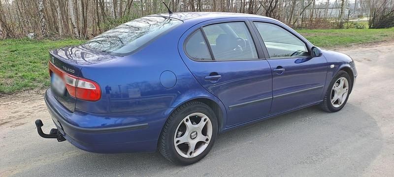 Gebraucht Seat Toledo 101 PS (74 kW) 2004 Blau Limousine