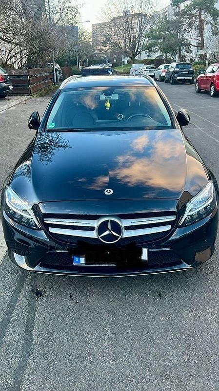 Schwarz Gebraucht 2018 Mercedes 200 Kombi | 20.000 € (Fairer Preis) - Bild 1/4