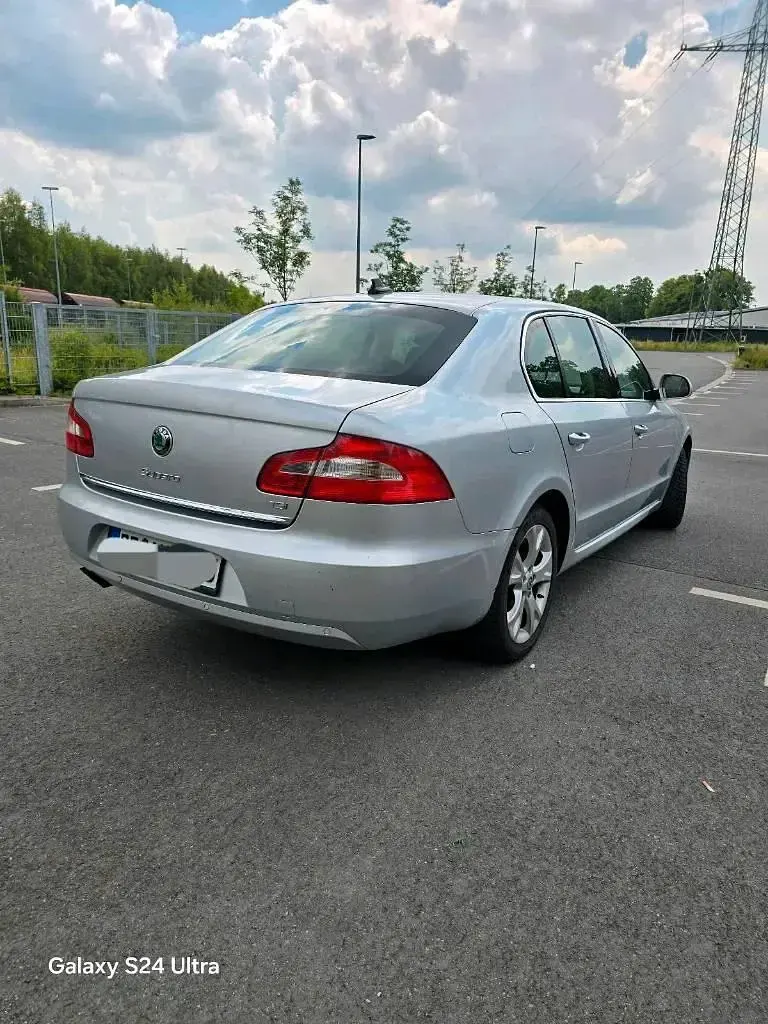 Gebraucht Skoda Superb Ambition 160 PS (117 kW) 2008 Silber Limousine