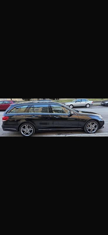 Usata Mercedes E350 252 CV (185 kW) 2013 Nero Station wagon