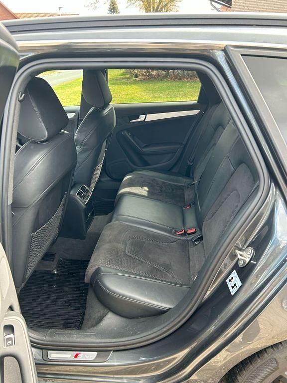 Gebraucht Audi A4 S-Line 150 PS (110 kW) 2015 Schwarz Kombi