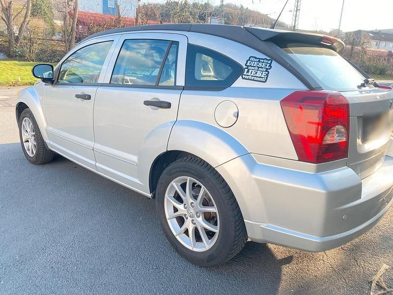 Gebraucht Dodge Caliber 140 PS (102 kW) 2008 Silber Kleinwagen