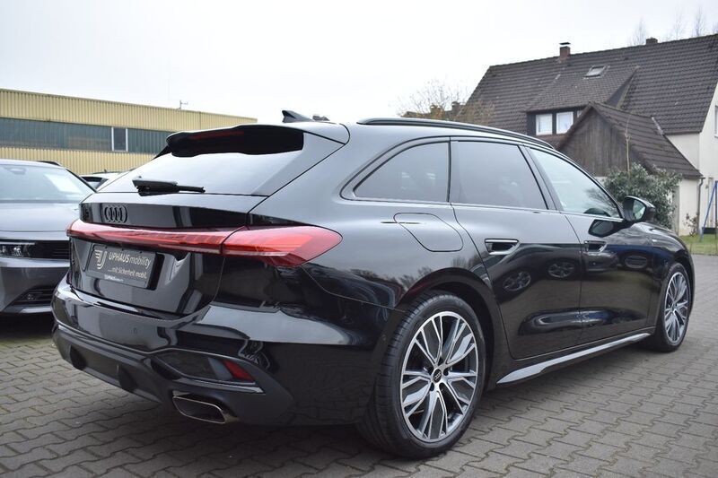 Gebraucht Audi A5 Ambiente 204 PS (150 kW) 2025 Schwarz (mythosschwarz metallic) Coupé