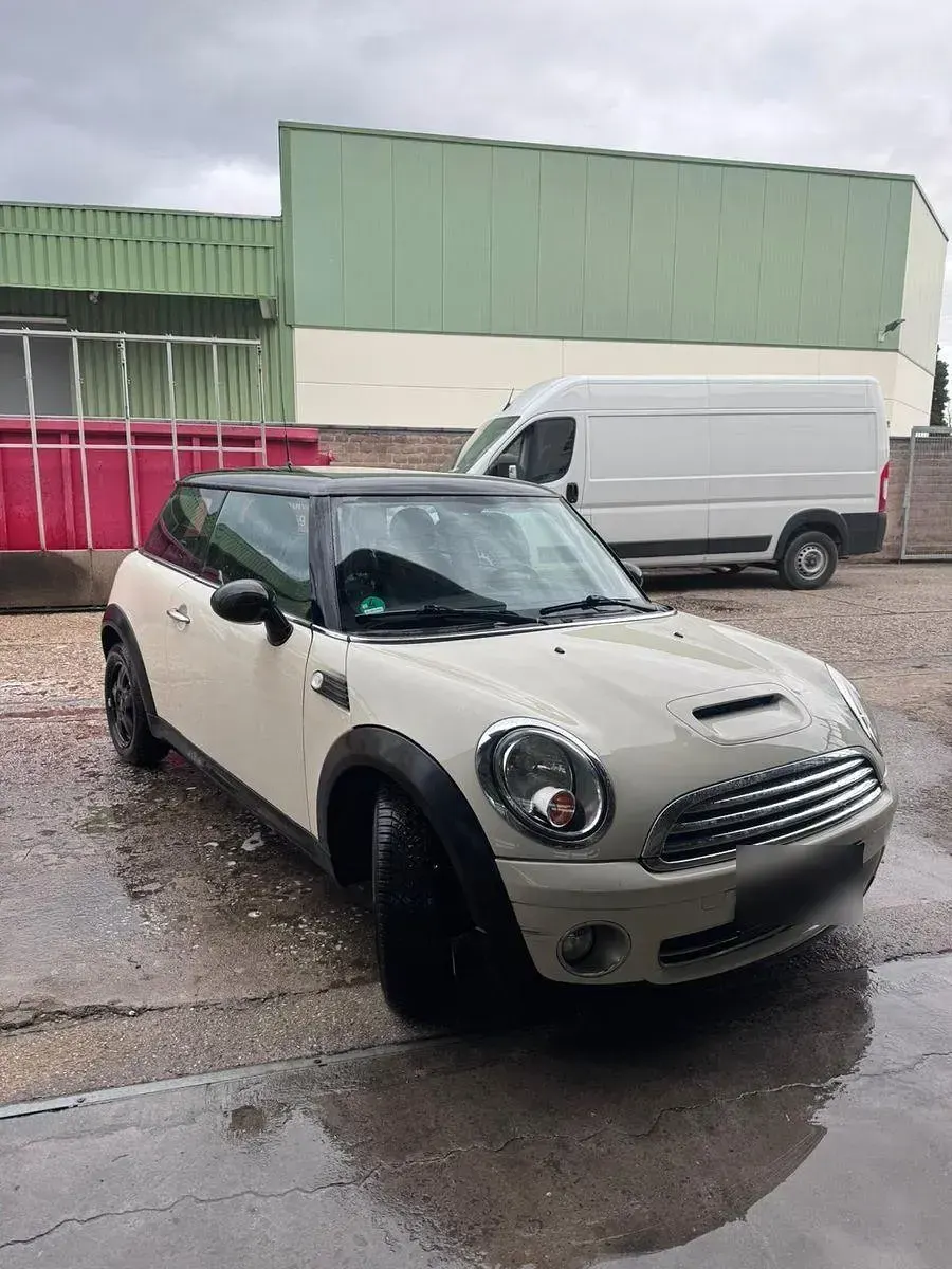 Gebraucht Mini ONE 95 PS (69 kW) 2009 Weiß Kleinwagen