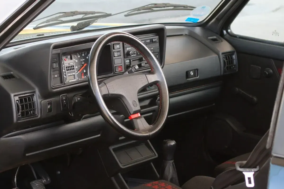 Gebraucht VW Golf Cabriolet Sportline 98 PS (72 kW) 1991 Schwarz Cabrio