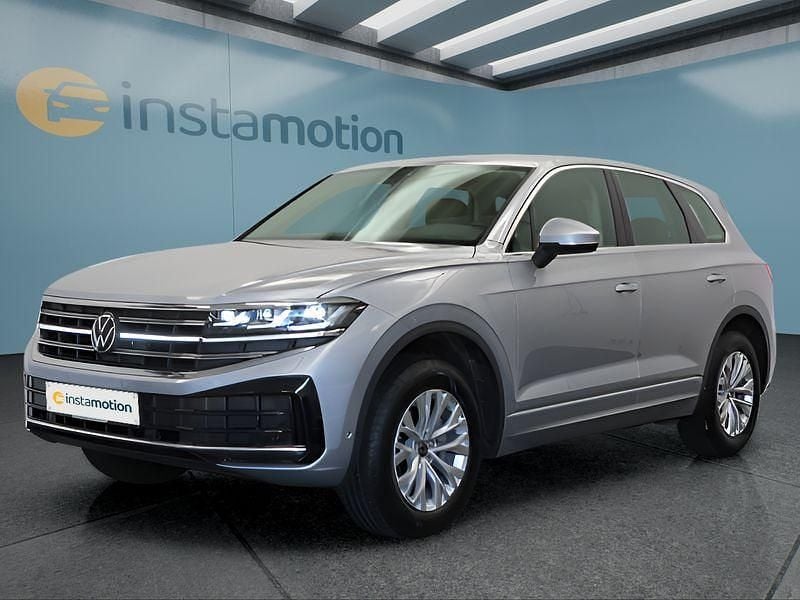 Silber Gebraucht 2024 VW Touareg SUV | 61.399 € (Superpreis) - Bild 1/4