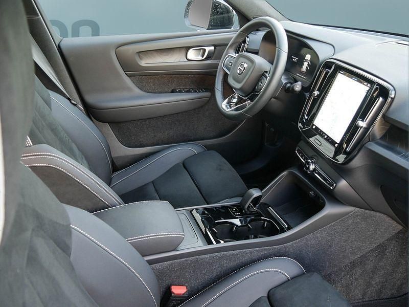 Gebraucht Volvo XC40 Plus 300 kW (408 PS) 2023 Schwarz SUV
